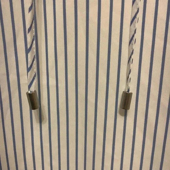 RICKI’S LONG SLEEVE WHITE & BLUE STRIPED LACE-UP BLOUSE/ Size 14 - Picture 6 of 12